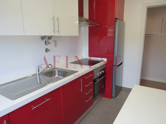 Apartamento T1 para Arrendamento em Carcavelos e Parede Foto 11