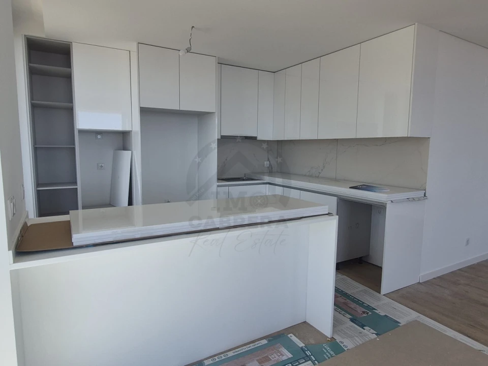 Apartamento T3 para Venda em Camara de Lobos Foto 11