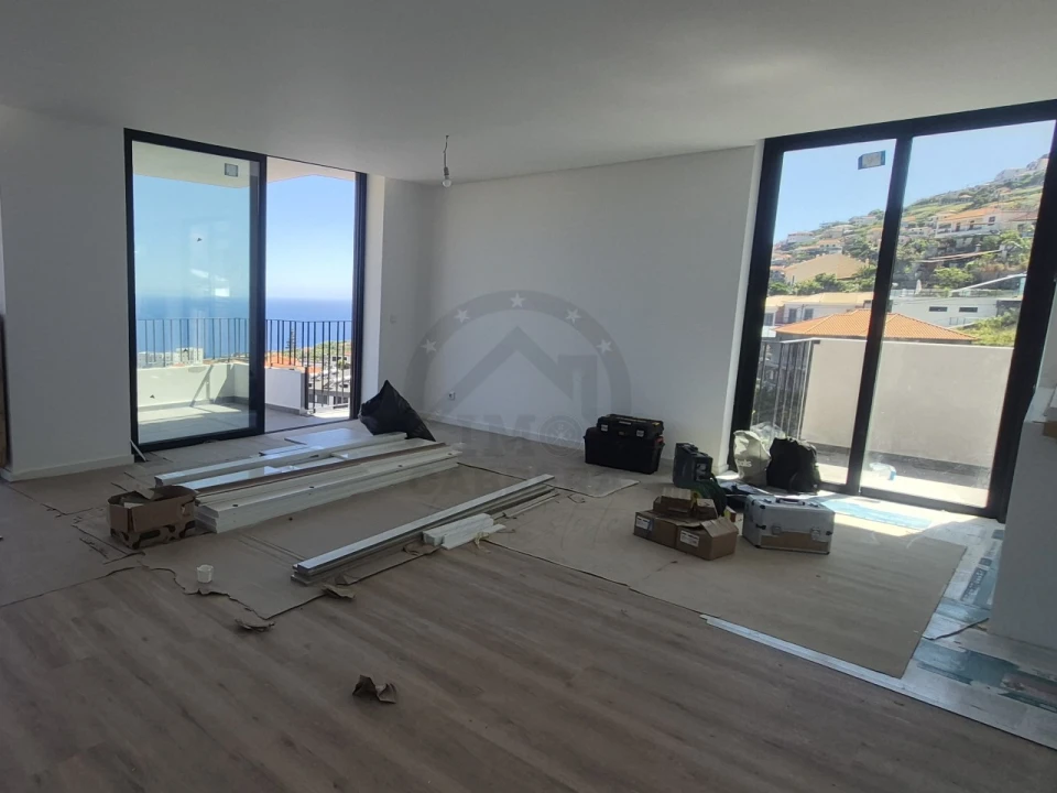 Apartamento T3 para Venda em Camara de Lobos Foto 22