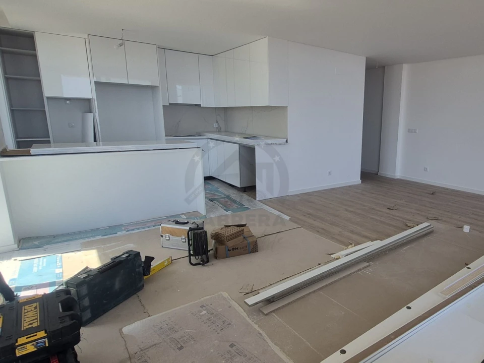 Apartamento T3 para Venda em Camara de Lobos Foto 24