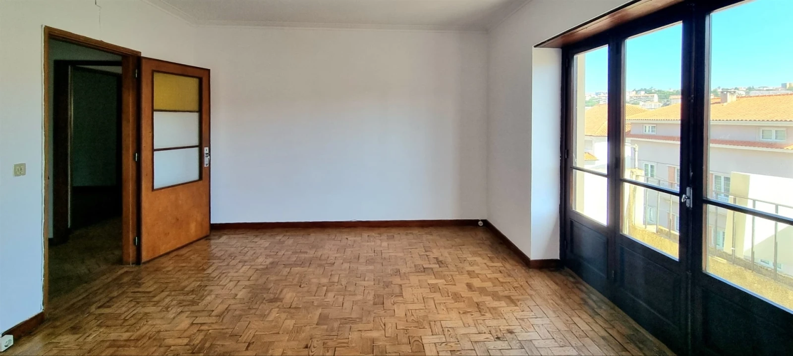 Apartamento T4 para Venda em Santo Antonio dos Olivais Foto 3