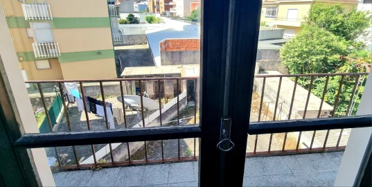 Apartamento T4 para Venda em Santo Antonio dos Olivais