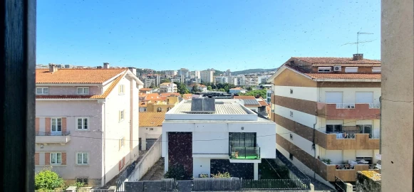 Apartamento T4 para Venda em Santo Antonio dos Olivais