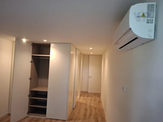 Apartamento T2 para Venda em Paranhos Foto 14
