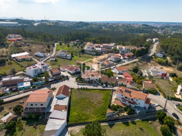 Terreno para Venda em Leiria, Pousos, Barreira e Cortes