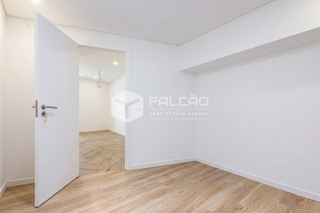 Moradia T3 para Venda em São Vicente do Paul e Vale de Figueira Foto 96