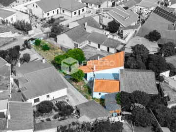 Moradia T3 para Venda em São Vicente do Paul e Vale de Figueira