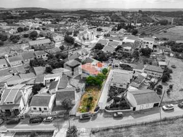Moradia T3 para Venda em São Vicente do Paul e Vale de Figueira