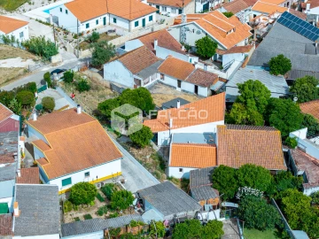 Moradia T3 para Venda em São Vicente do Paul e Vale de Figueira