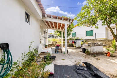 Moradia T3 para Venda em São Vicente do Paul e Vale de Figueira