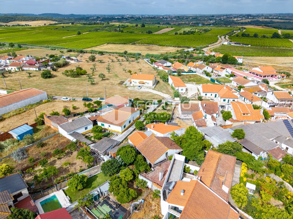 Moradia T3 para Venda em São Vicente do Paul e Vale de Figueira Foto 9
