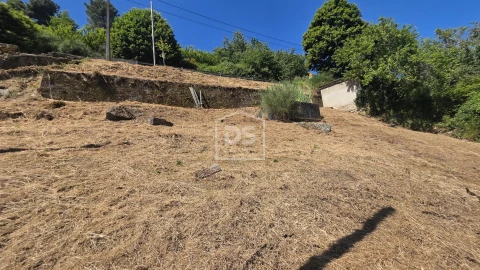 Moradia T3 para Venda em São João de Fontoura