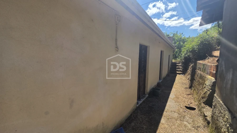 Moradia T3 para Venda em São João de Fontoura Foto 6