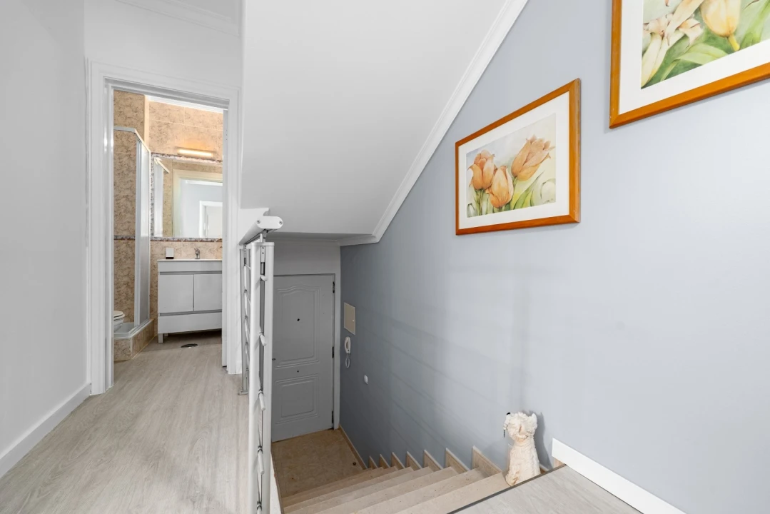 Apartamento T1 para Venda em Quarteira Foto 3