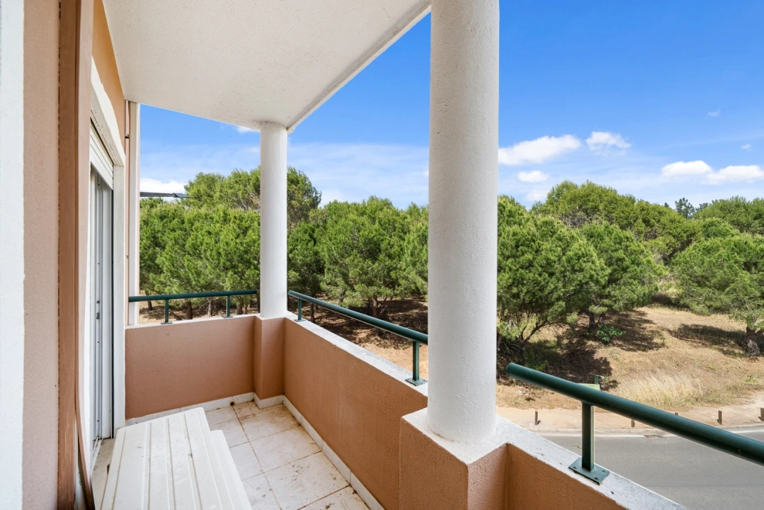 Apartamento T1 para Venda em Quarteira Foto 23