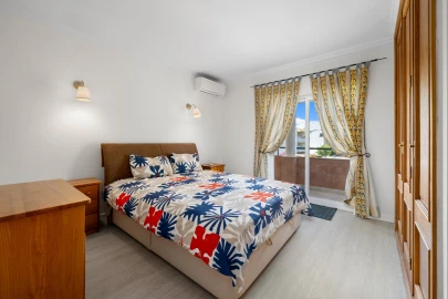 Apartamento T1 para Venda em Quarteira