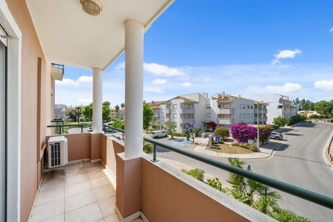 Apartamento T1 para Venda em Quarteira Foto 21