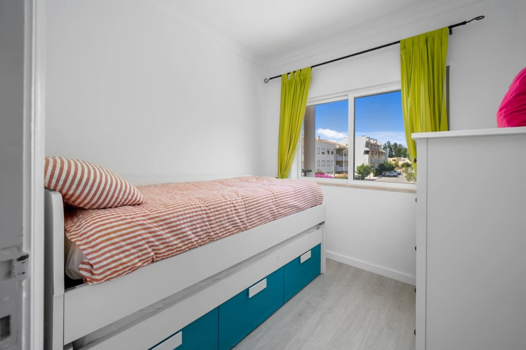 Apartamento T1 para Venda em Quarteira Foto 14
