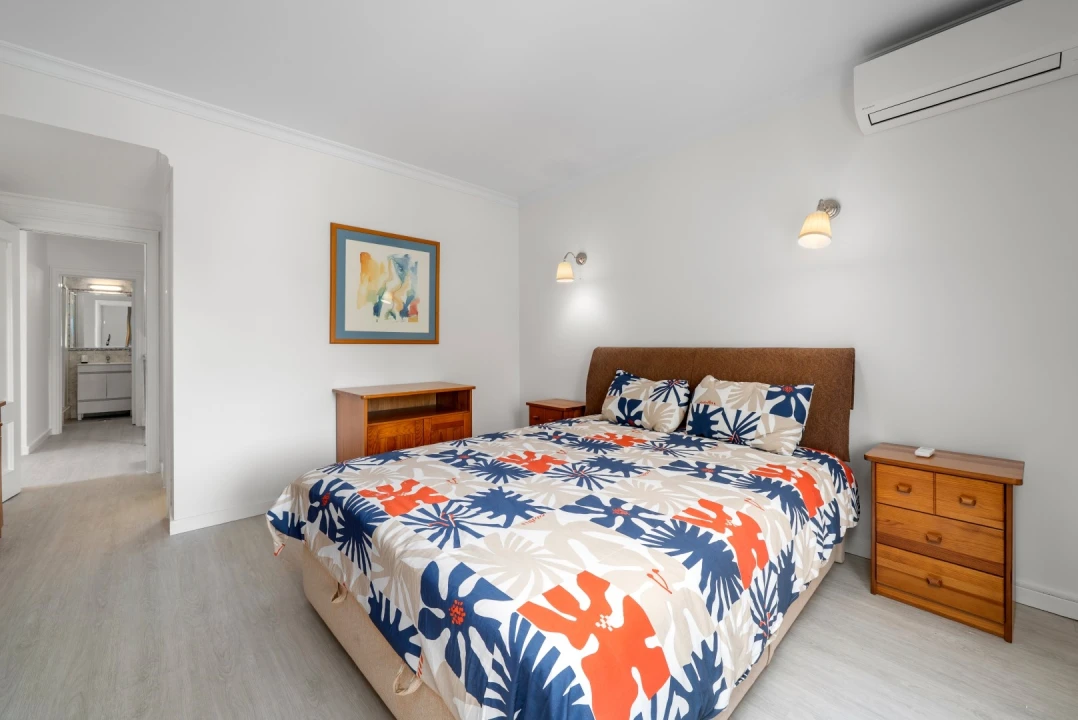 Apartamento T1 para Venda em Quarteira Foto 18