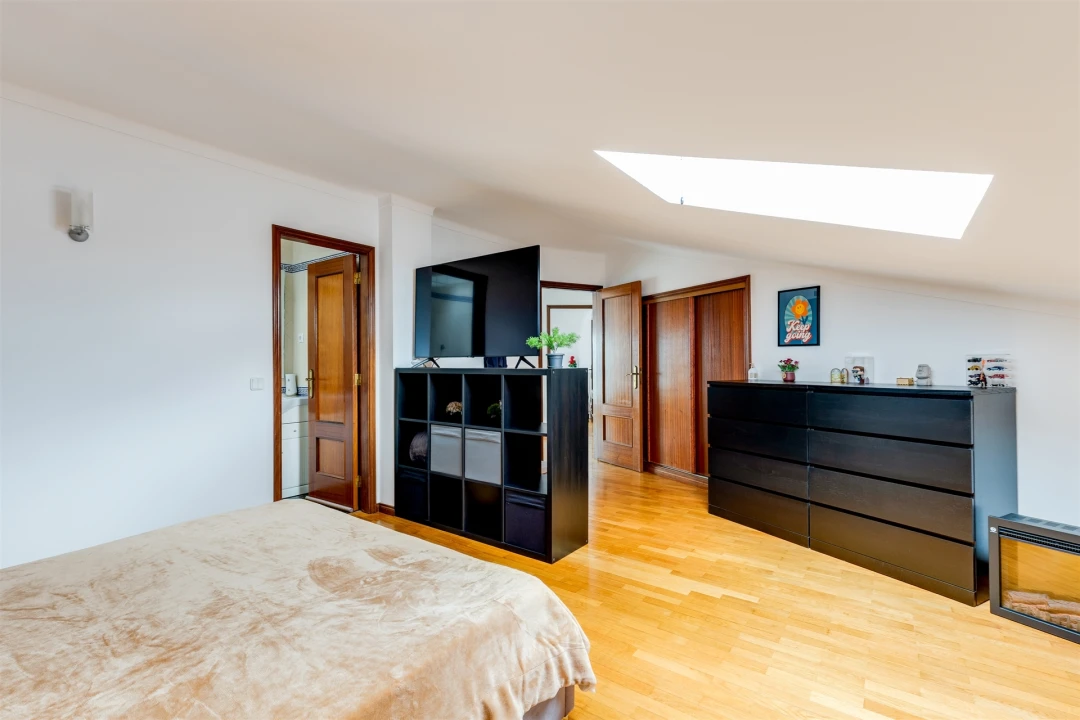 Apartamento T4 para Venda em Leiria, Pousos, Barreira e Cortes Foto 32