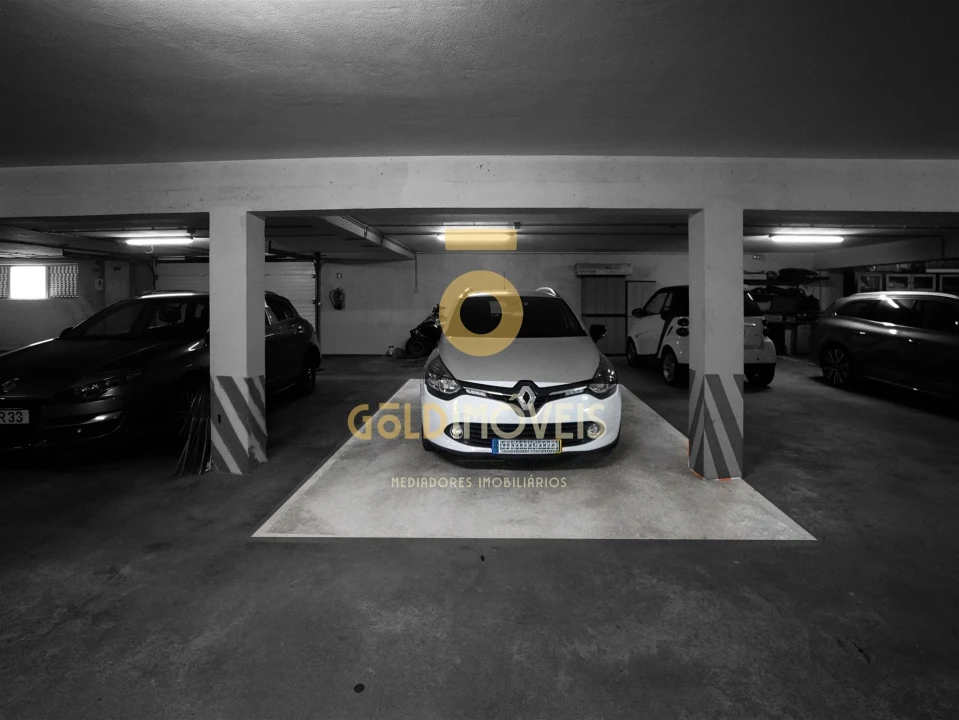 Apartamento T3 para Venda em Sobrado e Bairros Foto 23