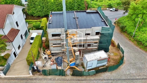 Moradia T3 para Venda em Freixo de Cima e de Baixo