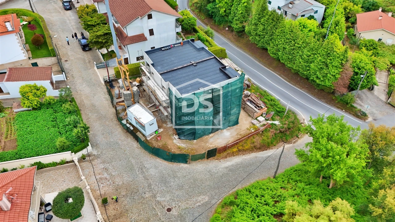 Moradia T3 para Venda em Freixo de Cima e de Baixo Foto 11