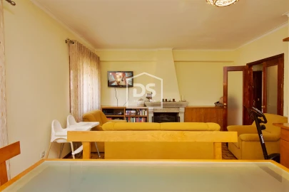 Apartamento T3 para Venda em Cristelos, Boim e Ordem