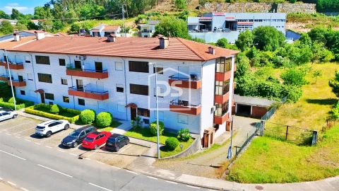 Apartamento T3 para Venda em Cristelos, Boim e Ordem