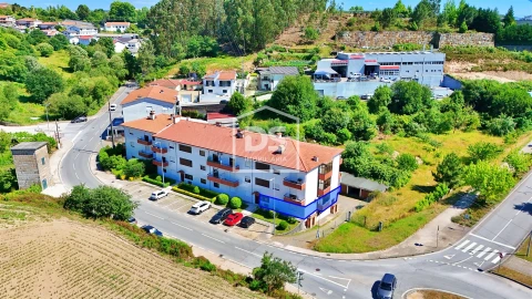Apartamento T3 para Venda em Cristelos, Boim e Ordem