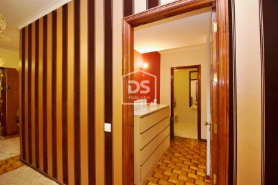 Apartamento T3 para Venda em Cristelos, Boim e Ordem