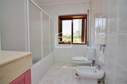 Apartamento T3 para Venda em Cristelos, Boim e Ordem