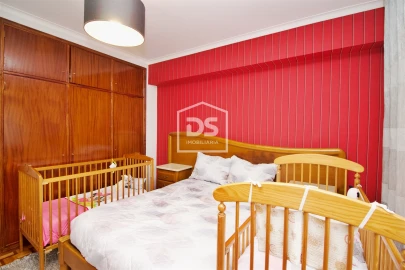 Apartamento T3 para Venda em Cristelos, Boim e Ordem
