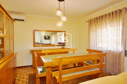 Apartamento T3 para Venda em Cristelos, Boim e Ordem