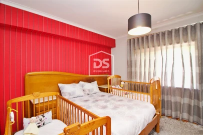 Apartamento T3 para Venda em Cristelos, Boim e Ordem