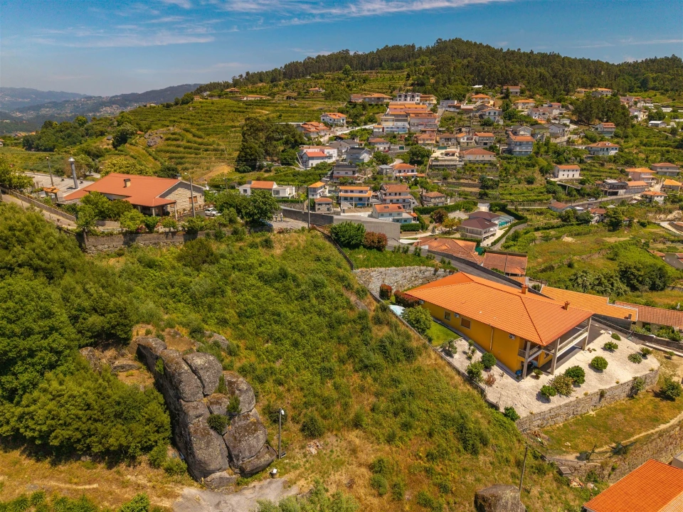 Terreno para Venda em São Martinho de Sardoura Foto 8