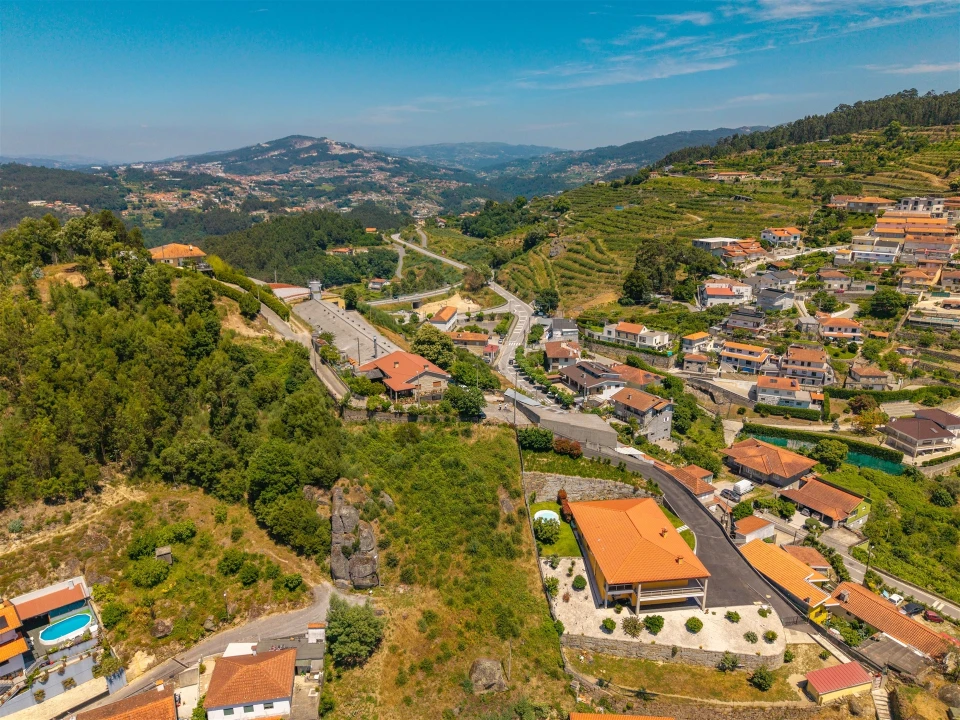 Terreno para Venda em São Martinho de Sardoura Foto 7