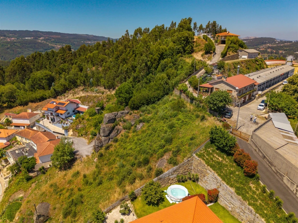 Terreno para Venda em São Martinho de Sardoura Foto 9