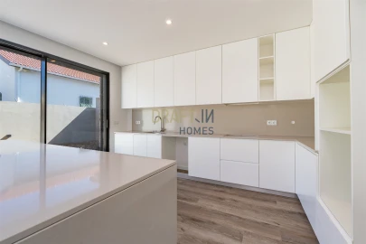 Moradia T4 para Venda em Alcabideche
