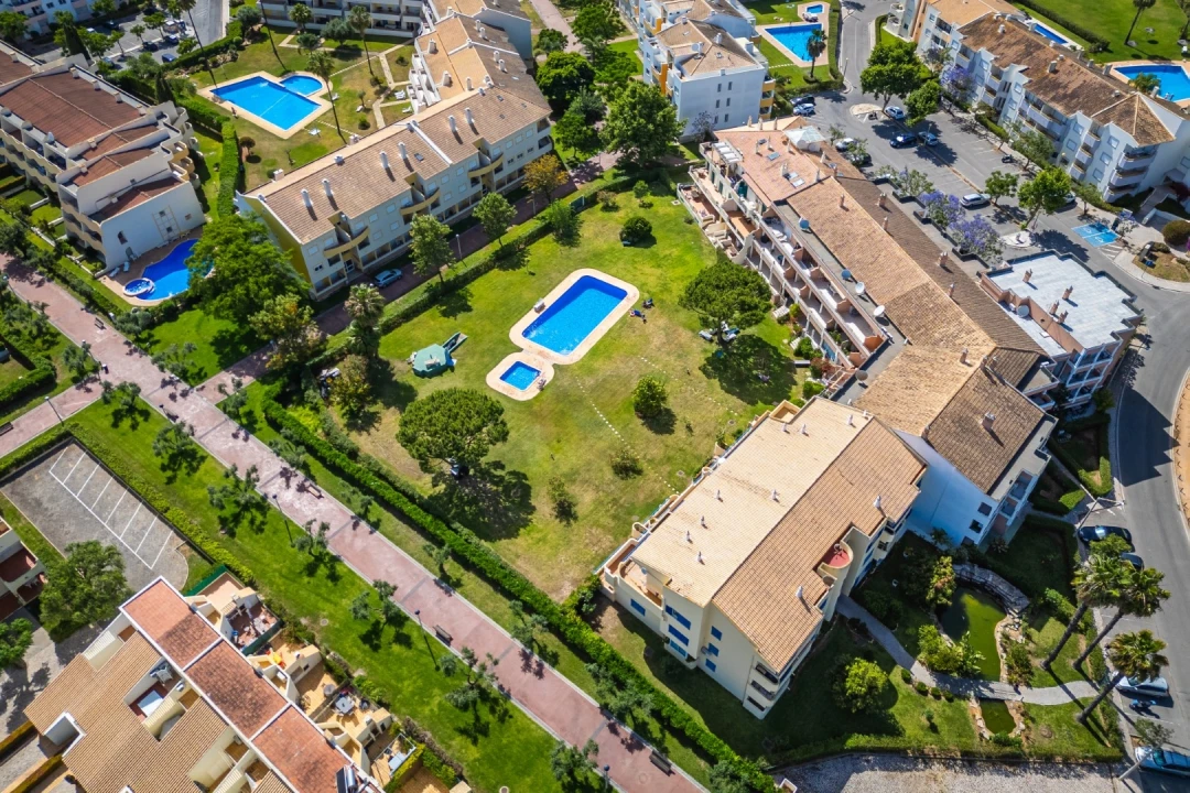 Apartamento T1 para Venda em Quarteira Foto 1