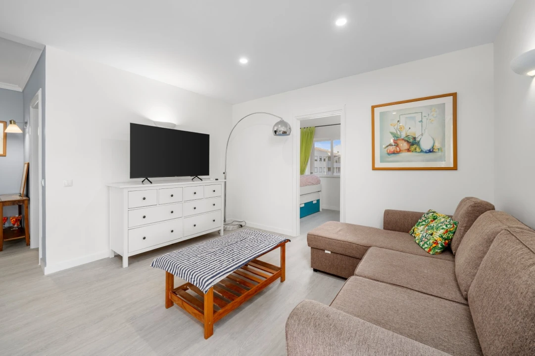 Apartamento T1 para Venda em Quarteira Foto 11