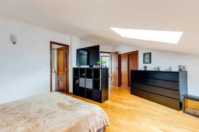 Apartamento T4 para Venda em Leiria, Pousos, Barreira e Cortes