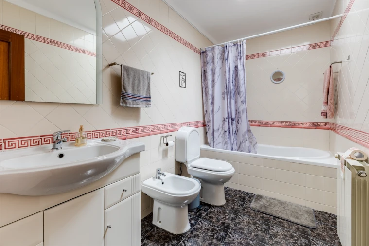 Apartamento T4 para Venda em Leiria, Pousos, Barreira e Cortes Foto 21
