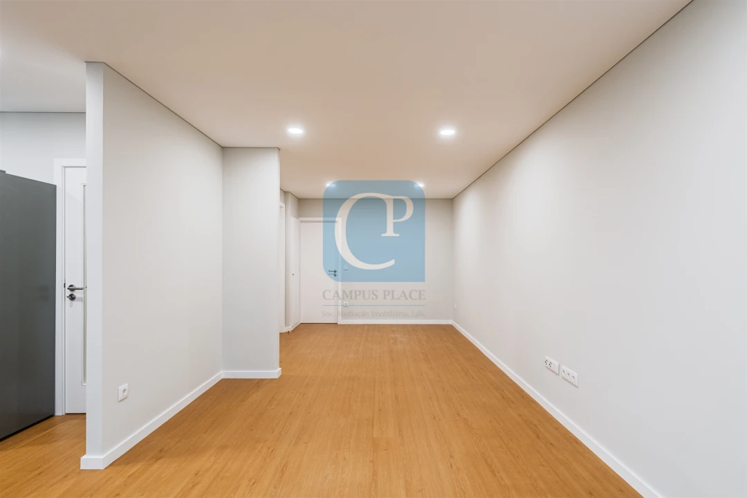 Apartamento T2 para Venda em Bonfim Foto 11