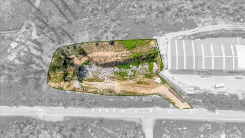 Terreno Comércio / Armazém para Venda em Vila Garcia, Aboim e Chapa