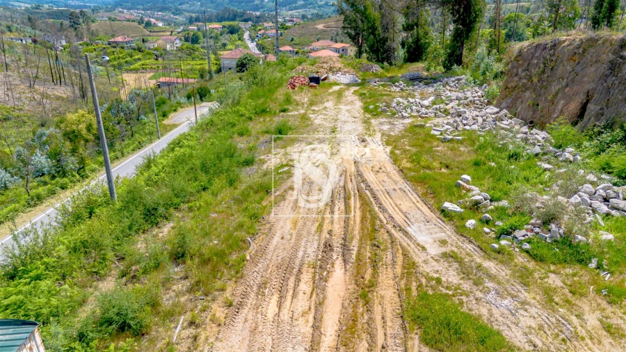 Terreno Comércio / Armazém para Venda em Vila Garcia, Aboim e Chapa Foto 11