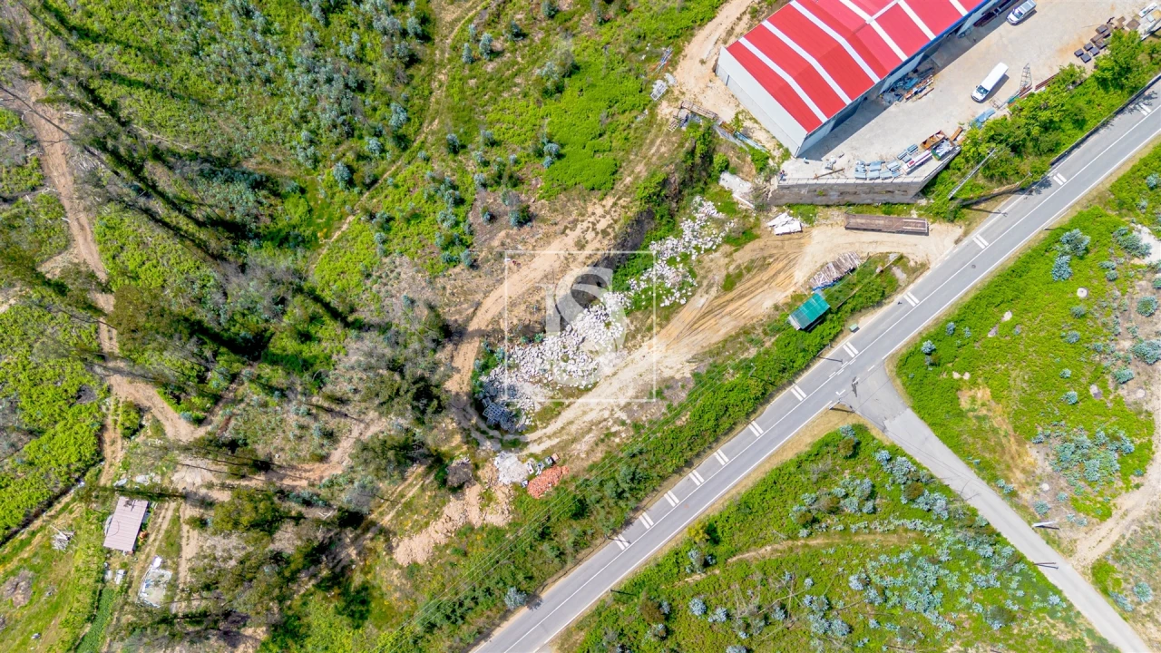 Terreno Comércio / Armazém para Venda em Vila Garcia, Aboim e Chapa Foto 5