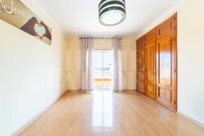 Moradia T3 para Venda em Carvoeira