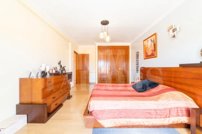 Moradia T3 para Venda em Carvoeira