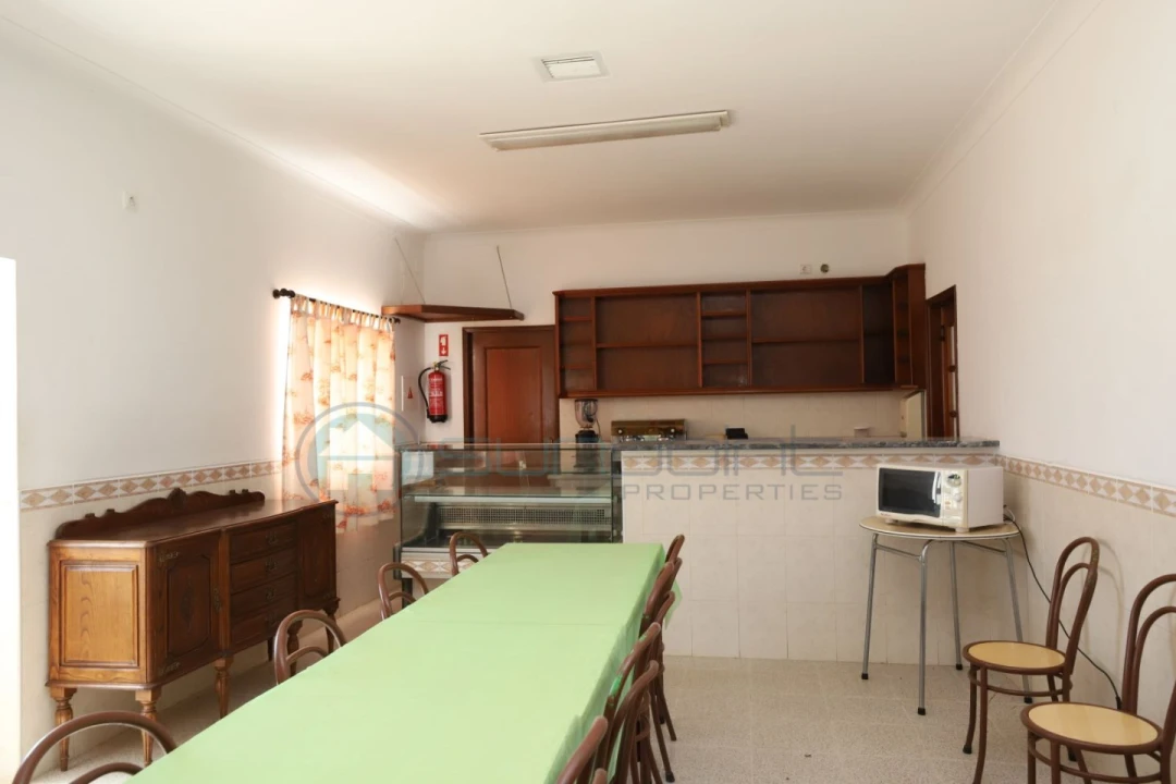 Moradia T3 para Venda em Bensafrim e Barão de São João Foto 19